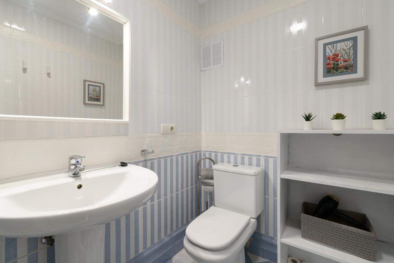 Maisuit Apartment Malaga City Center מראה חיצוני תמונה