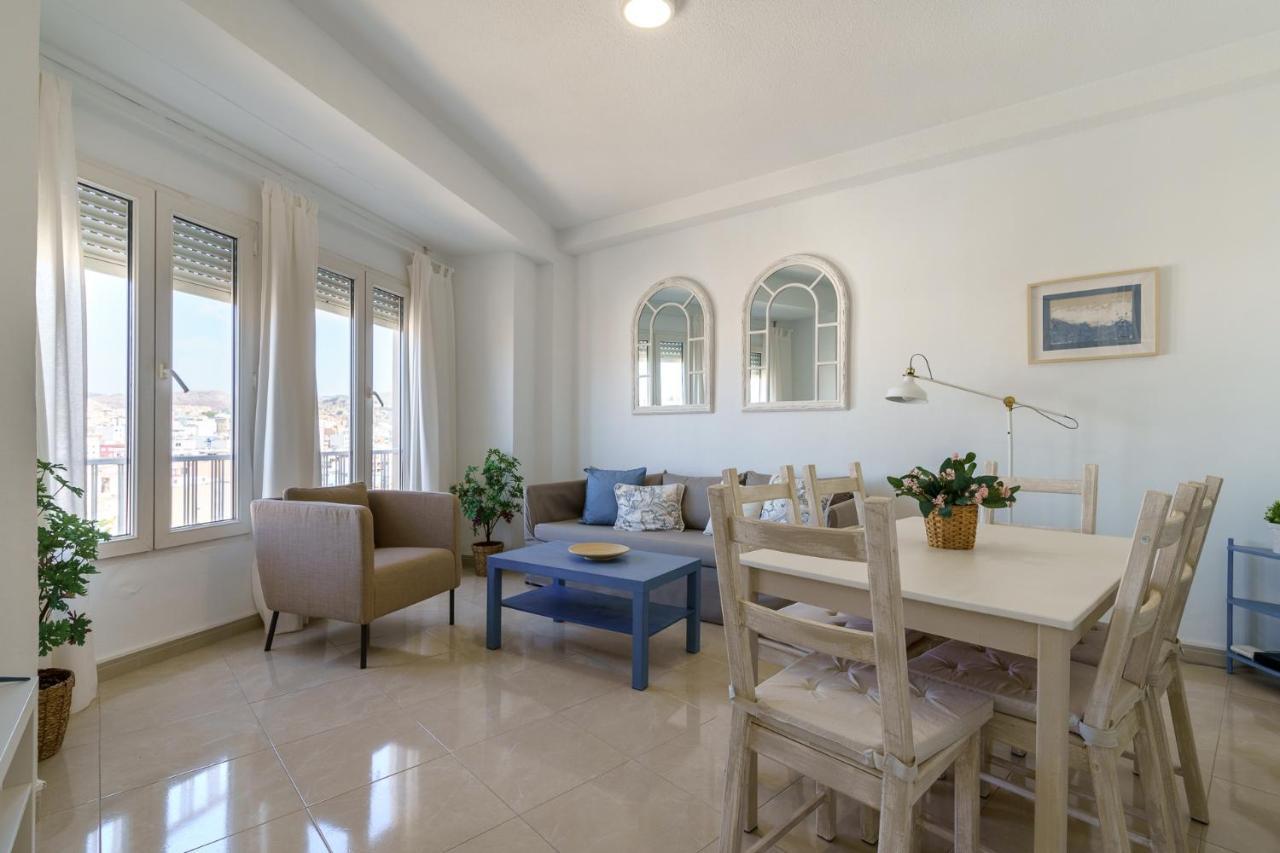 Maisuit Apartment Malaga City Center מראה חיצוני תמונה